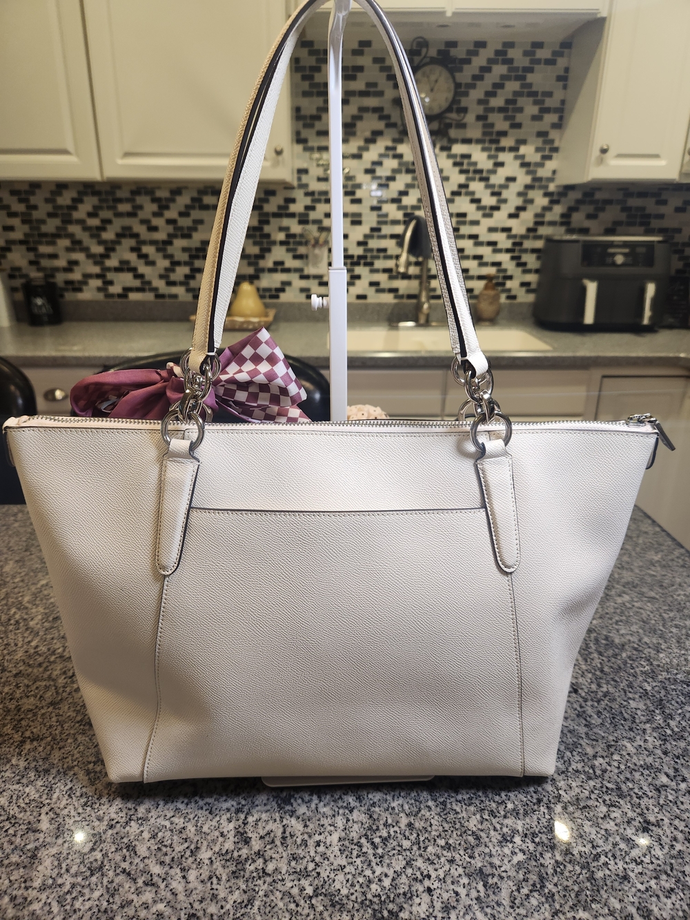Coach Ava Tote With Heart Rivets Studs - Picture 2 of 16
